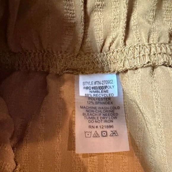 Title Nine Mustard Staycation Cropped Elastic Waist Pants Size M - Picture 12 of 12